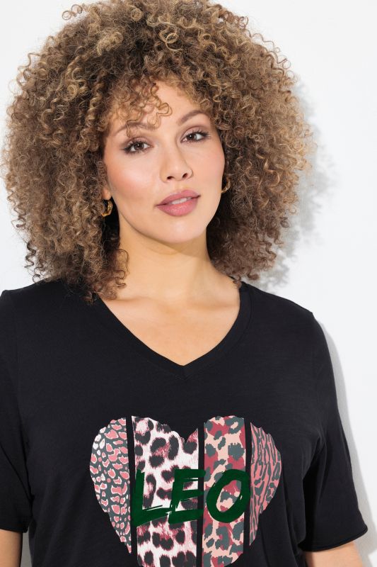 Leopard Heart Short Sleeve V-Neck Graphic Tee