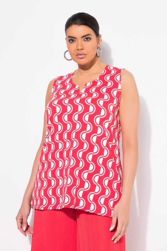 Geometric Wave Print Split Neck Tank