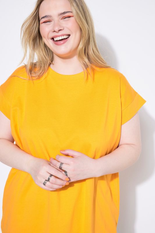 Cap Sleeve Rounded Hem Tunic Tee