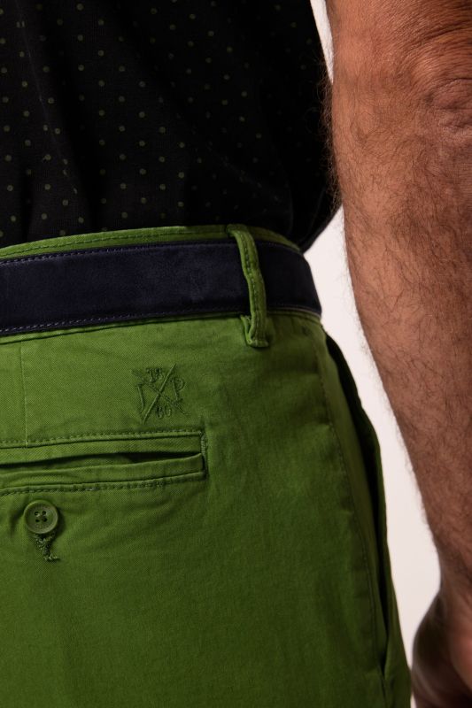 Chino Bermuda shorts, stomach fit