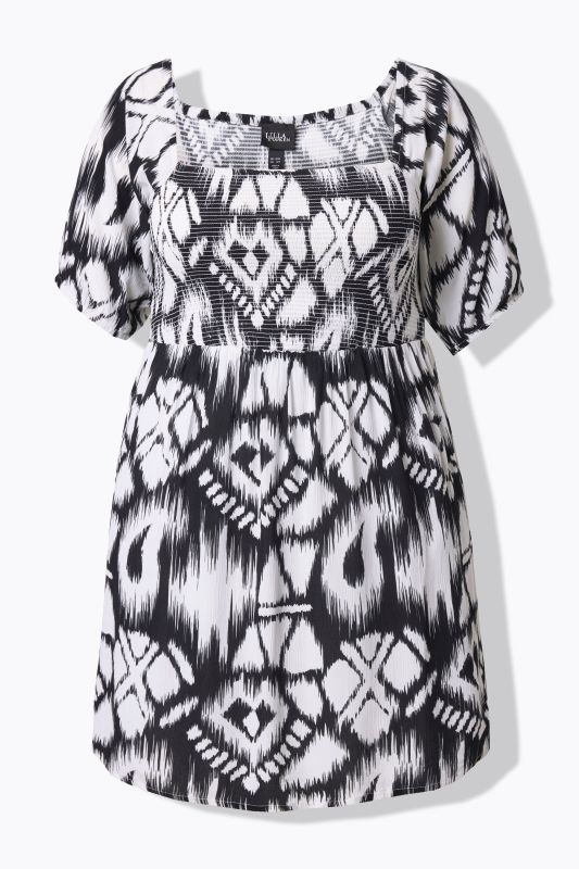 Smocked Patterned Short Sleeve Tunic Blouse