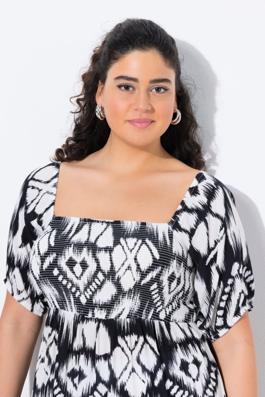 Smocked Patterned Short Sleeve Tunic Blouse
