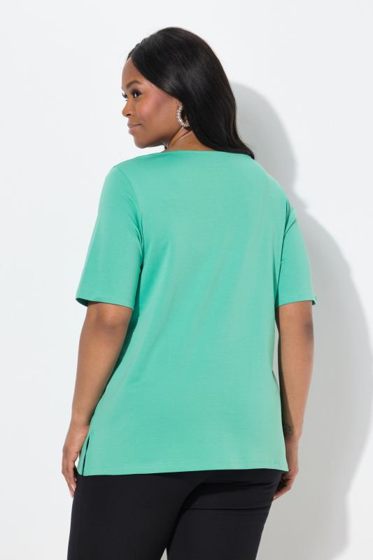 Rhinestone Neckline Short Sleeve Tee