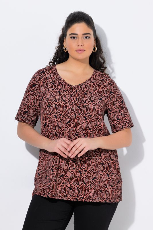 Paisley Short Sleeve V-Neck Tee