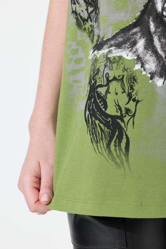 Deer Short Sleeve Graphic Tee