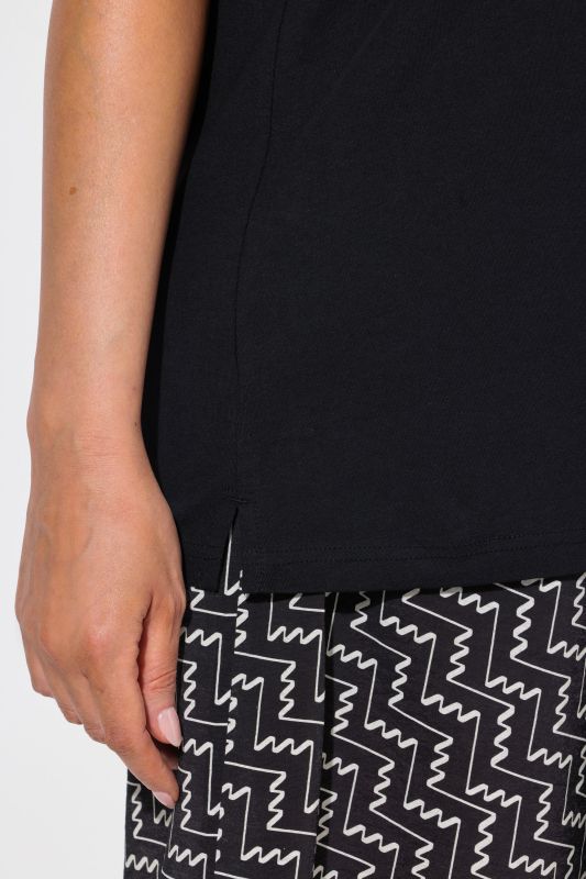 Keyhole Cutout Sweetheart Neckline Tank Top