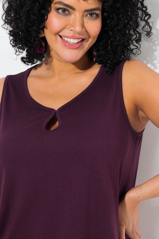 Keyhole Cutout Sweetheart Neckline Tank Top
