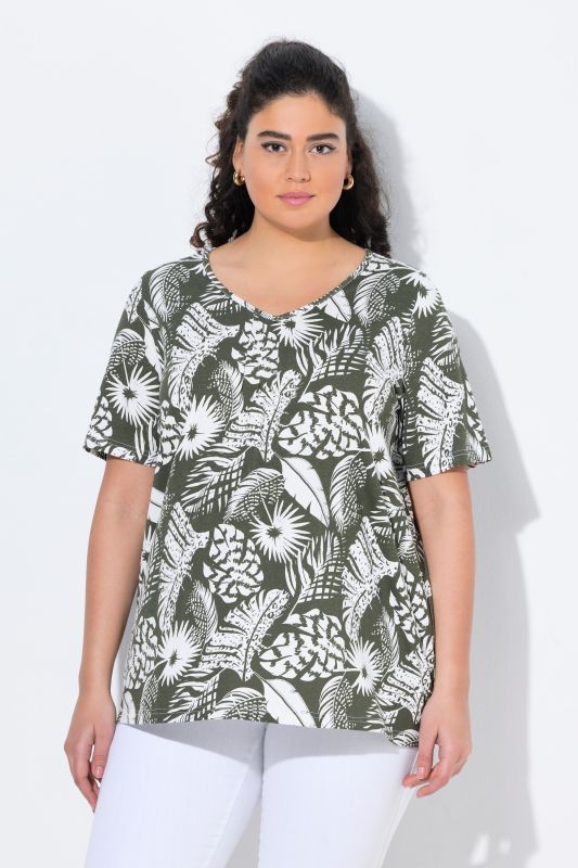 Feather Print Short Sleeve V-Neck Tee