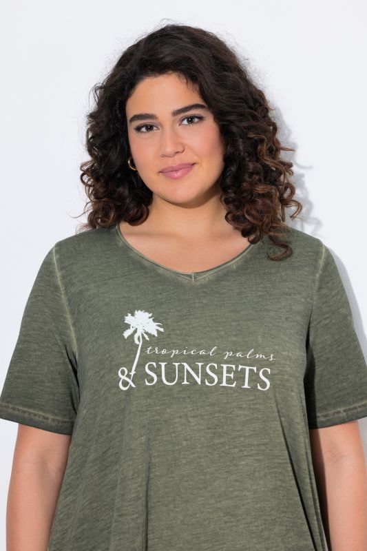 Sunset Lettering Short Sleeve Graphic Tee