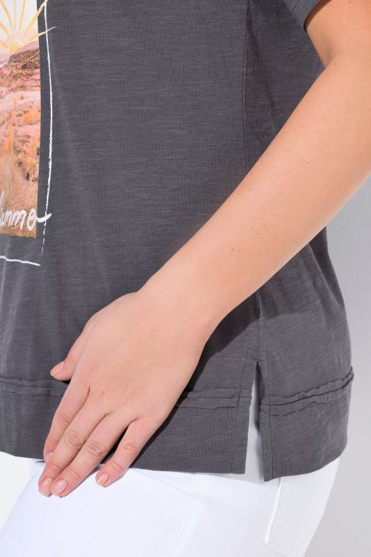 Endless Summer Short Sleeve Graphic Tee