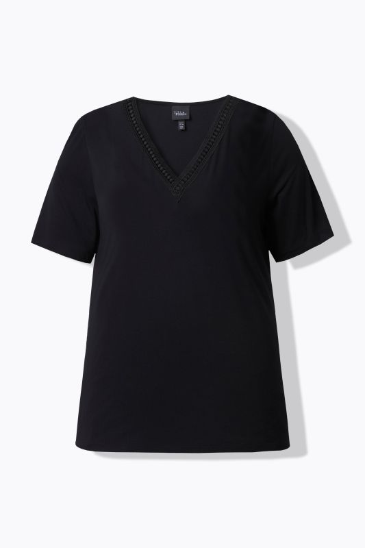 Lace Trim Short Sleeve V-Neck Tee