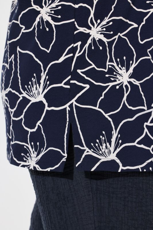 Flower Print Short Sleeve Split Neck Tee
