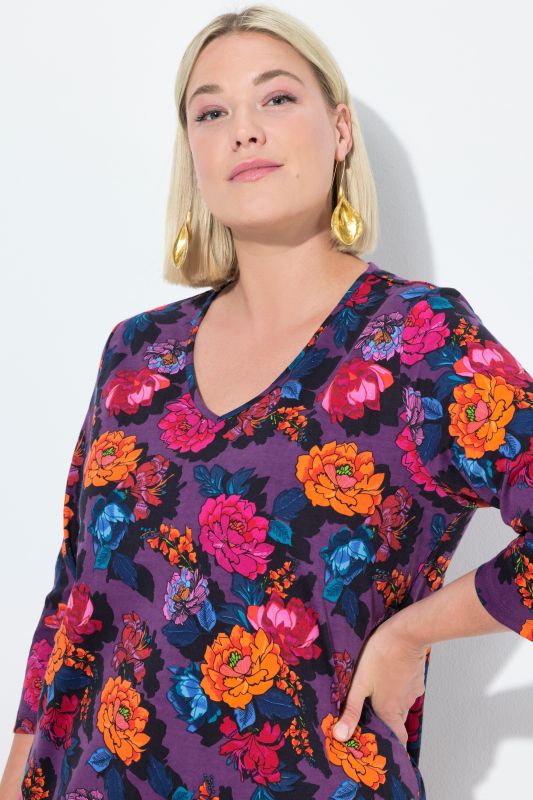 Vibrant Floral Empire Knit 3/4 Sleeve Tee