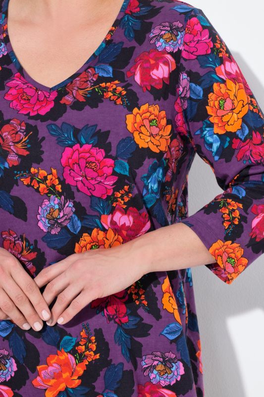 Vibrant Floral Empire Knit 3/4 Sleeve Tee