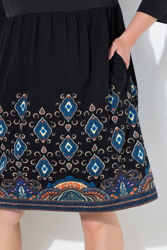 Opulent Border Print Empire Knit Pocket Dress