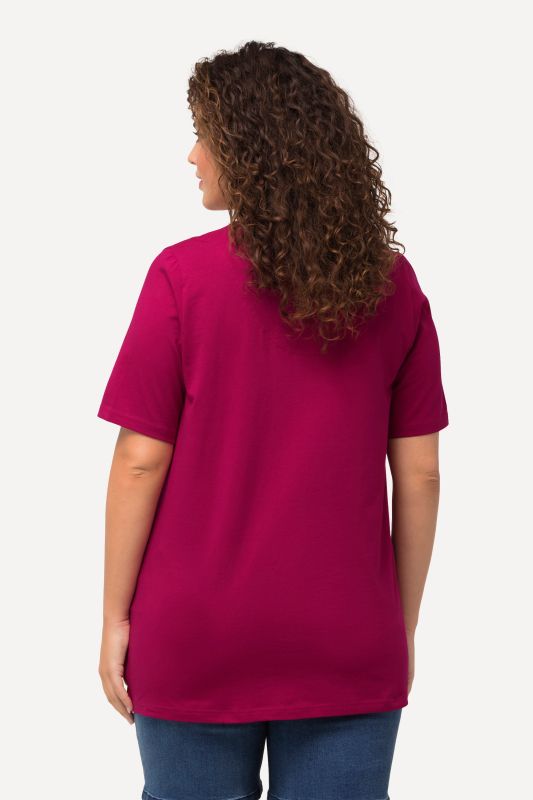 Essential Notch Neck Stretch Tee