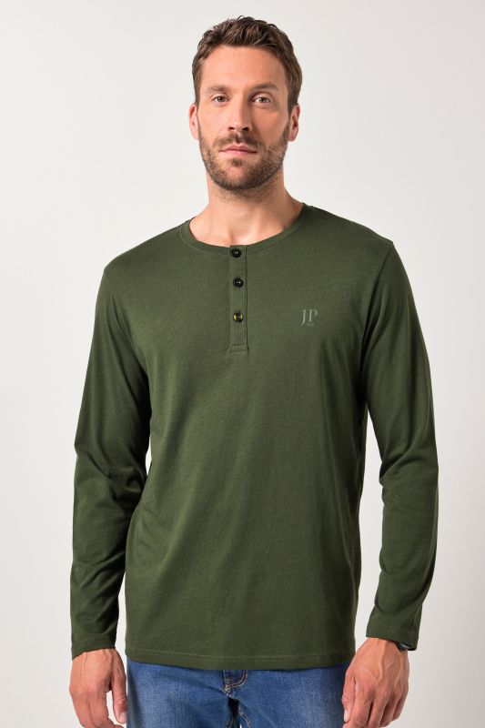 Тениска тип Henley с копчета