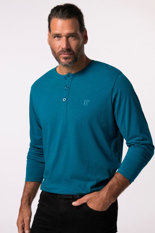 Тениска тип Henley с копчета