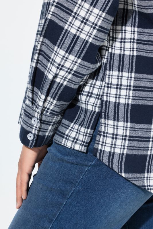 Contrast Color Ruffle Trim Flannel Blouse