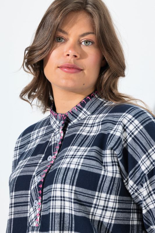 Contrast Color Ruffle Trim Flannel Blouse