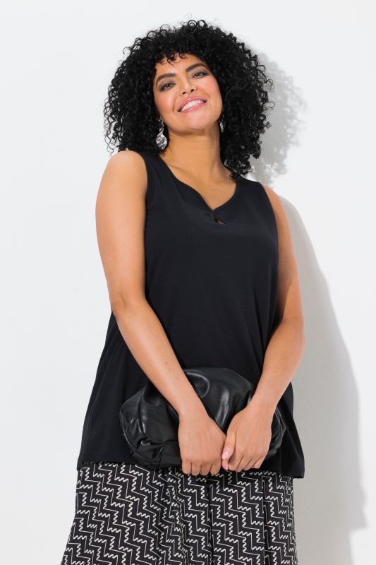 Keyhole Cutout Sweetheart Neckline Tank Top