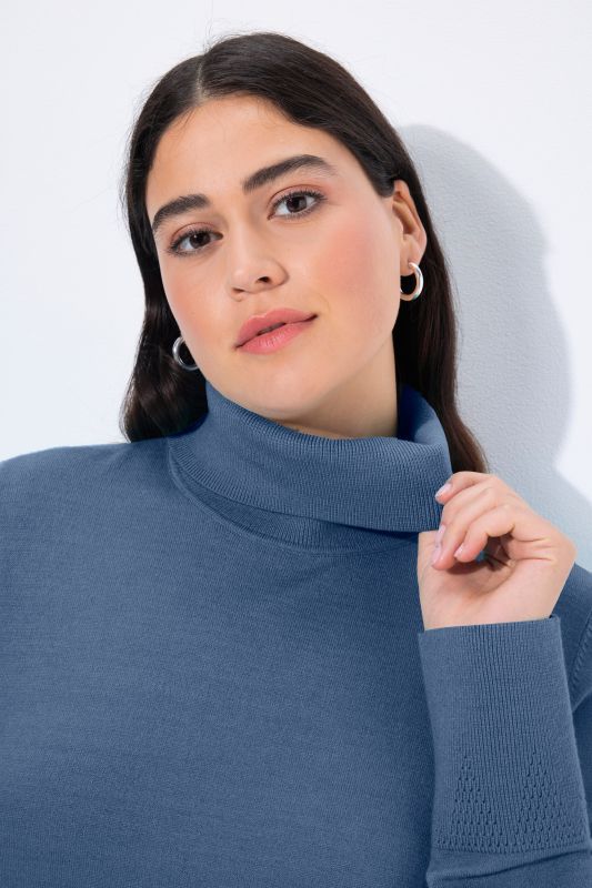 Turtleneck Ribbed Trim Long Sleeve Sweater