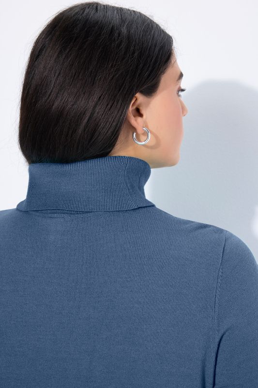 Turtleneck Ribbed Trim Long Sleeve Sweater