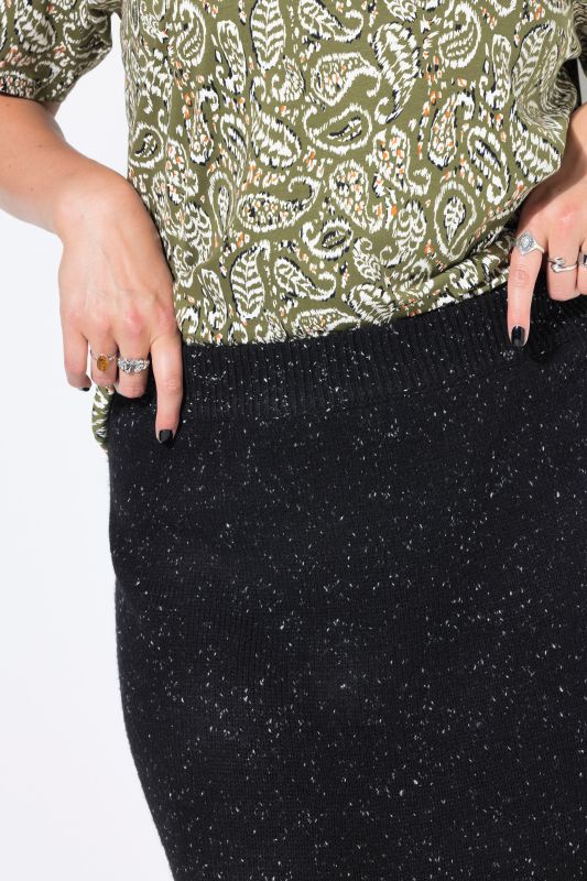 slip-on skirt