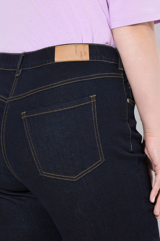 Stretch Fit Jeans