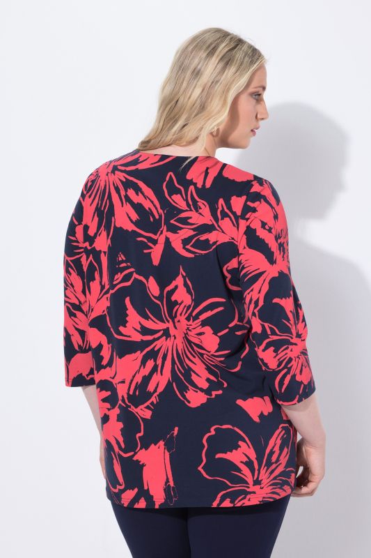 Posterized Floral 3/4 Sleeve Tee