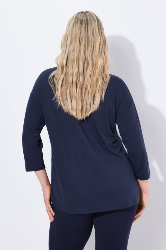 Sequined Flower Motif 3/4 Sleeve Tee
