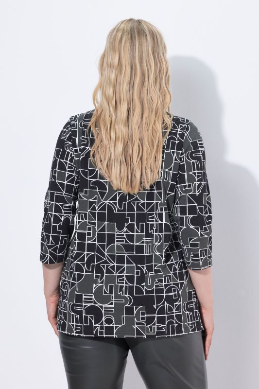 Graphic Print 3/4 Sleeve Cutout Tee