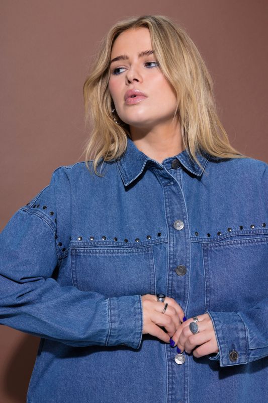Shirt blouses