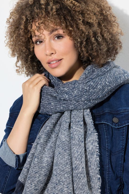 Fringed Hem Knit Scarf