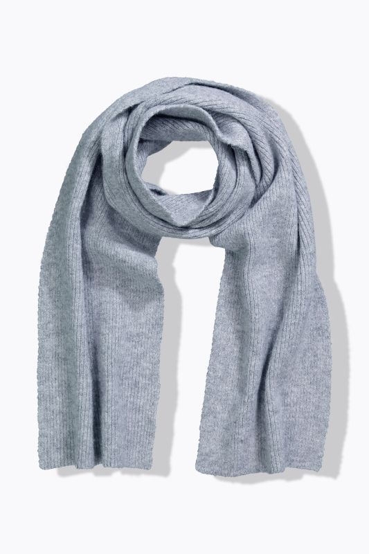 Ribbed Knit Scarf