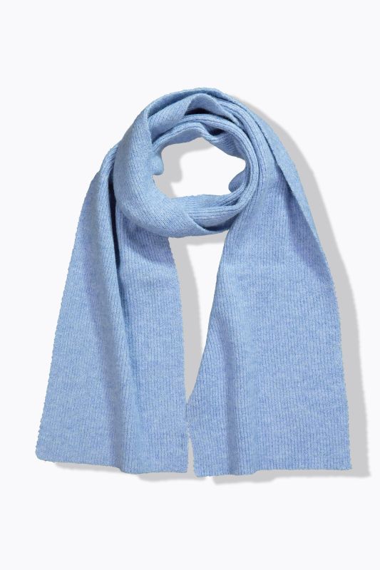 Ribbed Knit Scarf