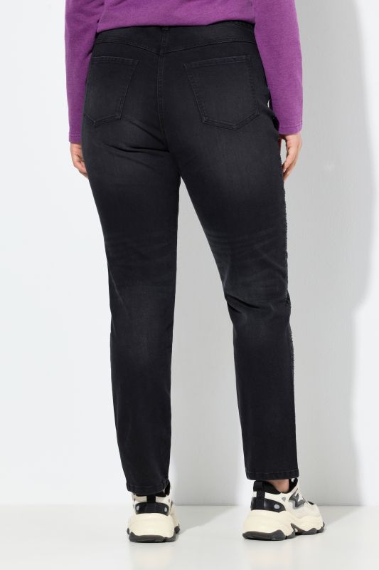 Rhinestone Detail Stretch Fit Jeans