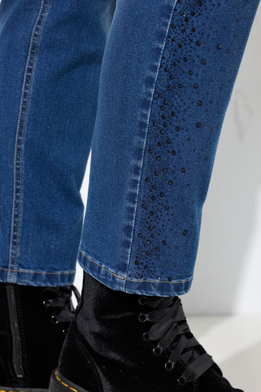 Rhinestone Detail Stretch Fit Jeans