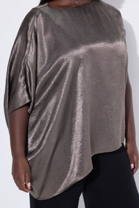 Близа асиметрична с бляскав детайл