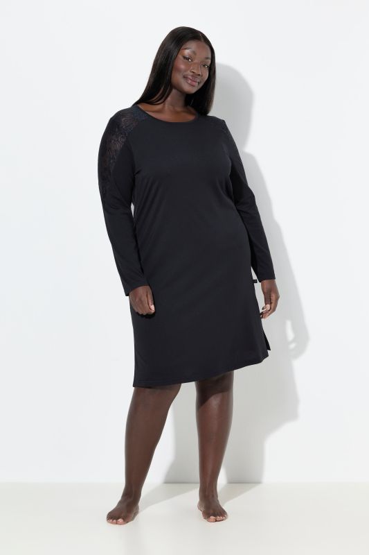 Нощница с дантела