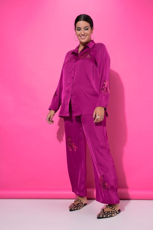 Риза с пайетени акценти