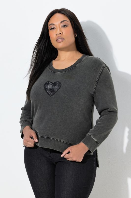 Суитчър с пайетено сърце