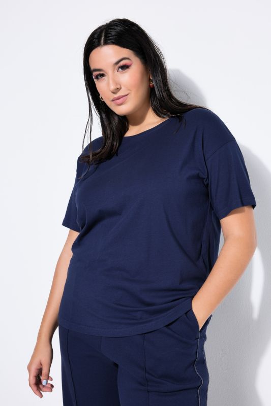 Round Neck Short Sleeve Relaxed Fit Cotton Tee