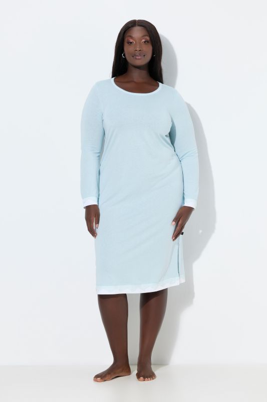 Нощница с дантелен мотив