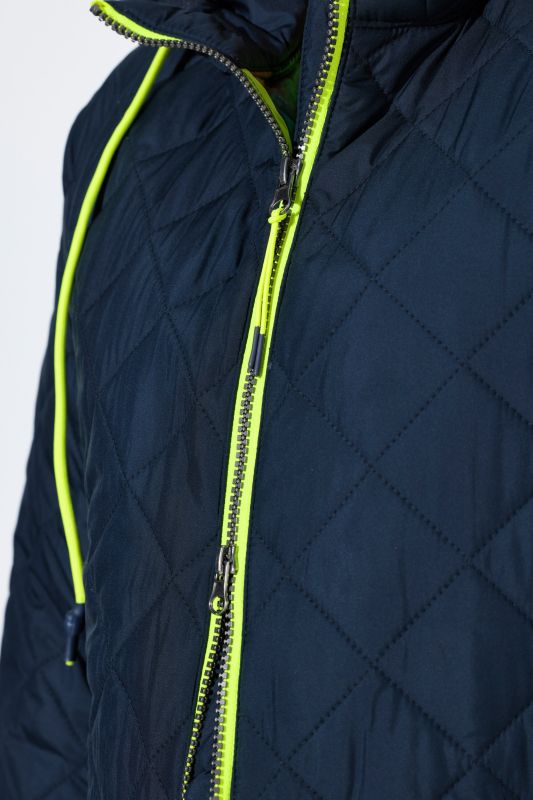 Яке ватирано на Laurason