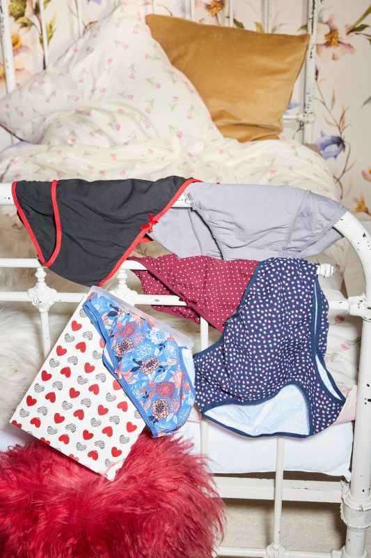 Бикини комплект от 5 броя в комплект изненада