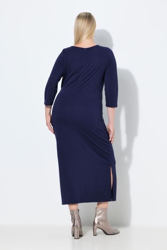 Рокля с елегантна драперия