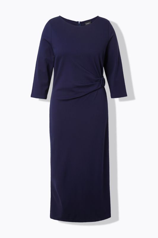 Рокля с елегантна драперия