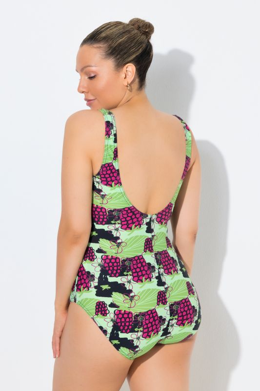 Бански с принт на малина