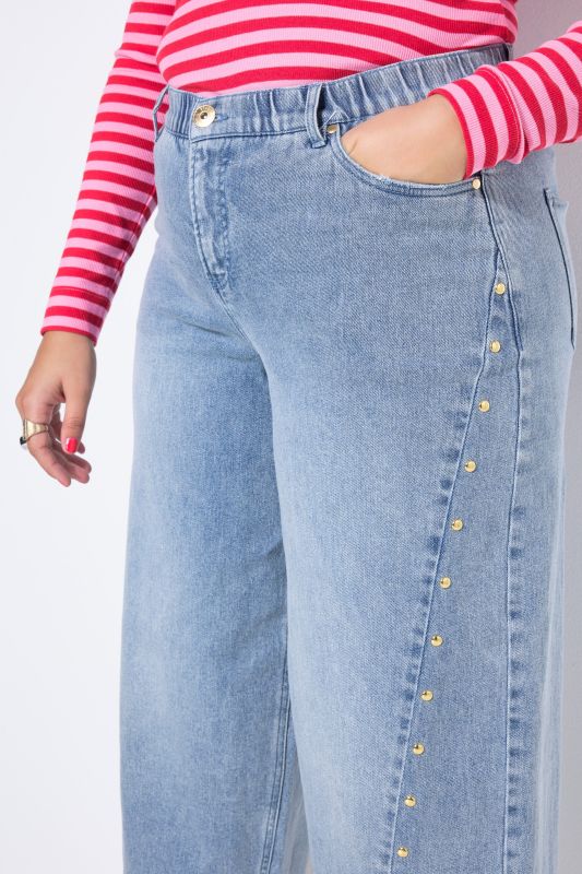 Barrel jeans